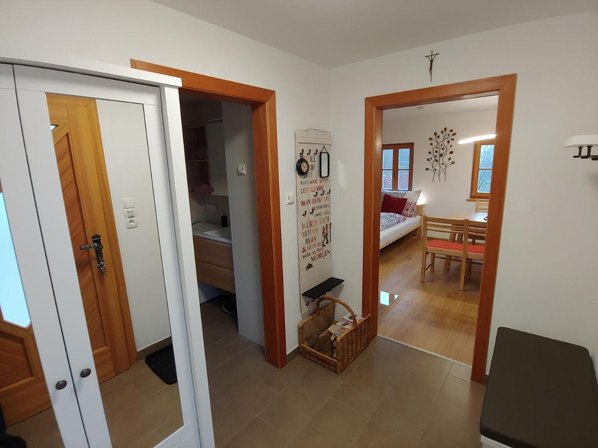 Kleine Reblaus Apartment Bad Waltersdorf Luaran gambar