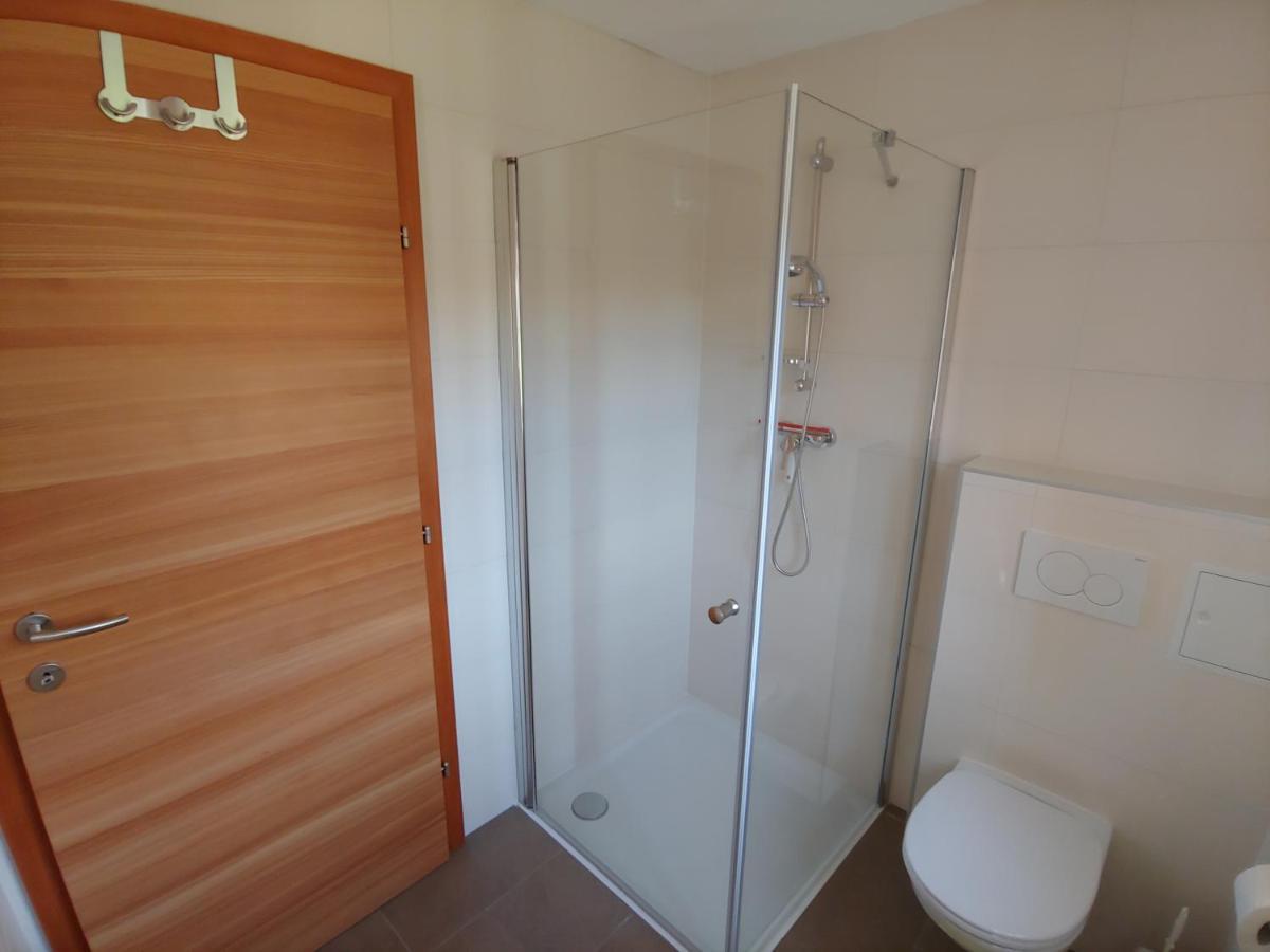 Kleine Reblaus Apartment Bad Waltersdorf Luaran gambar
