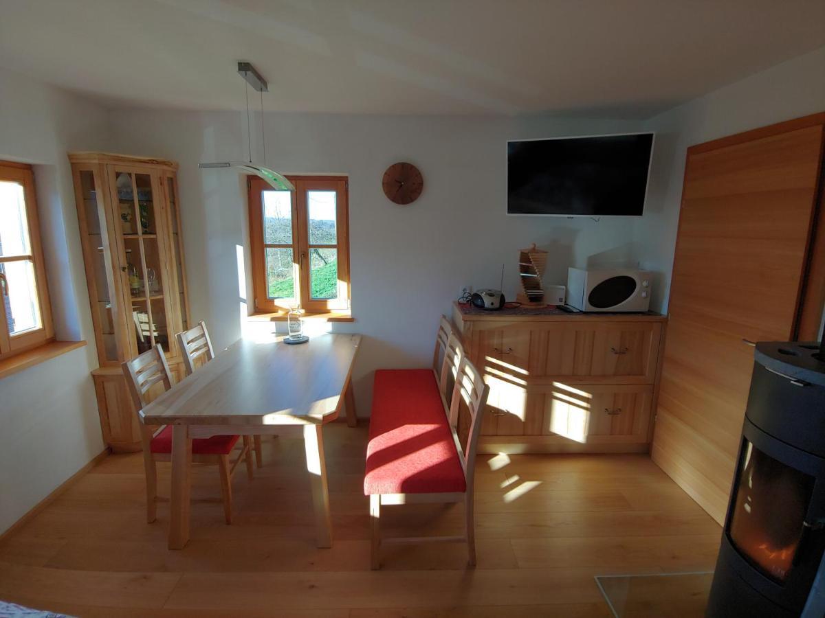 Kleine Reblaus Apartment Bad Waltersdorf Luaran gambar