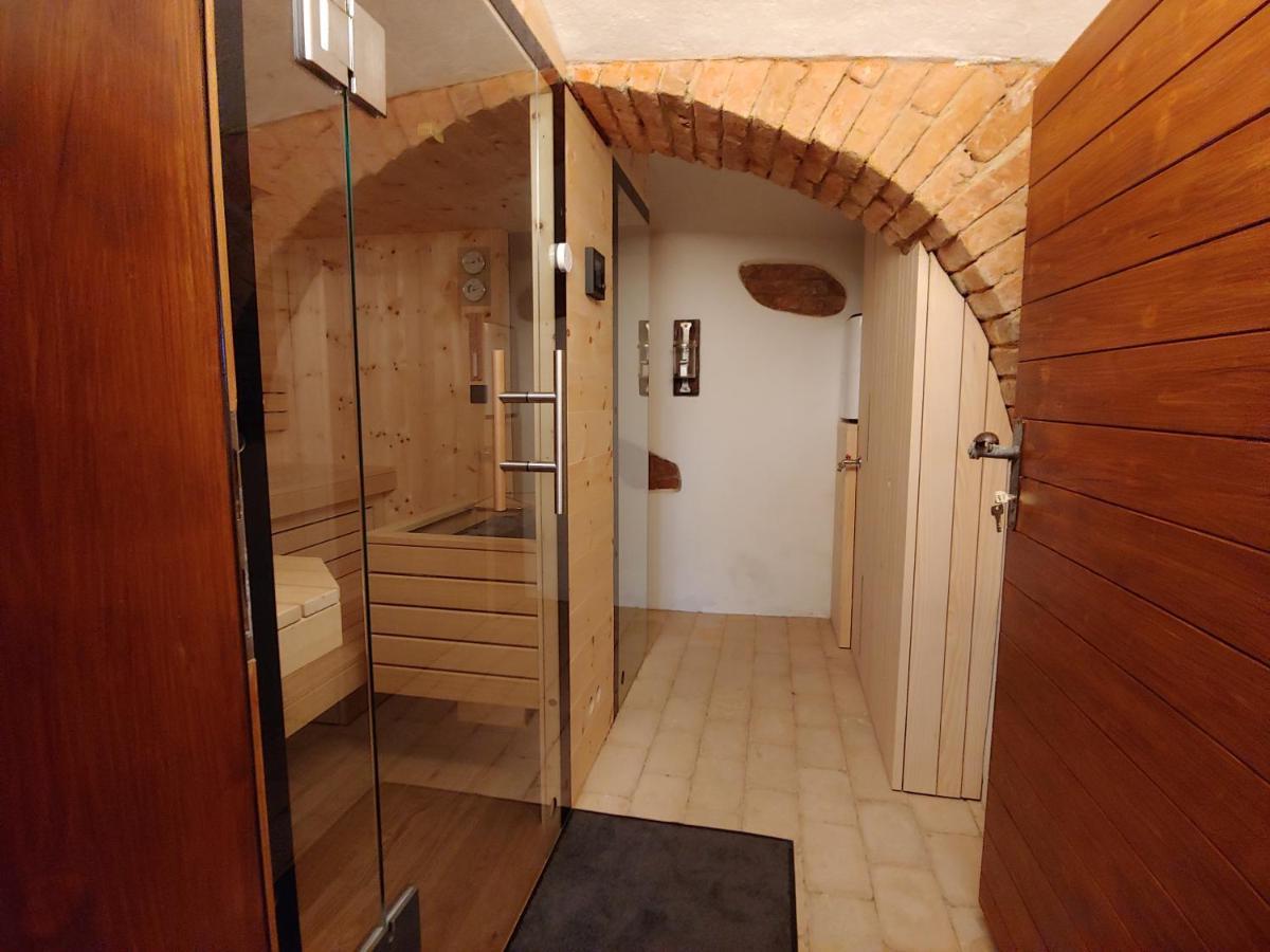 Kleine Reblaus Apartment Bad Waltersdorf Luaran gambar