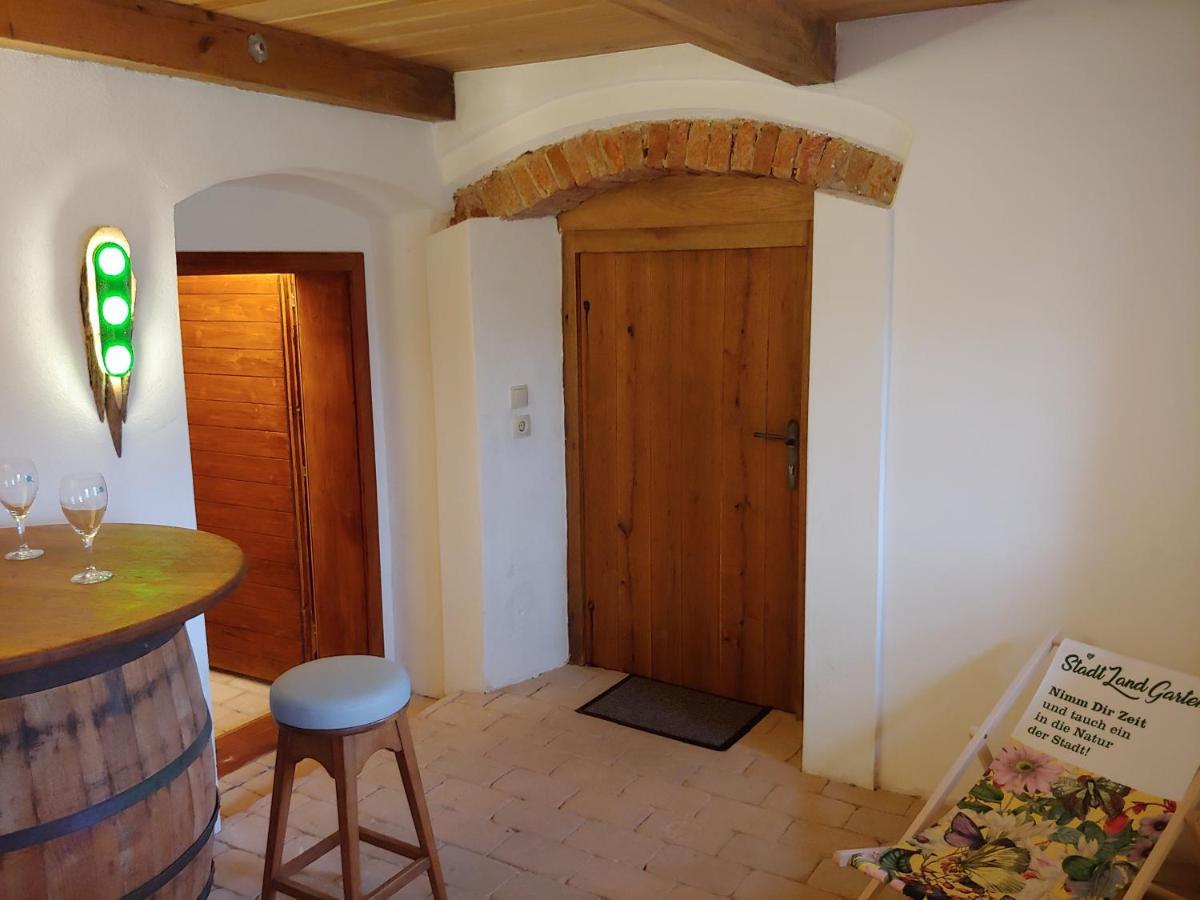 Kleine Reblaus Apartment Bad Waltersdorf Luaran gambar