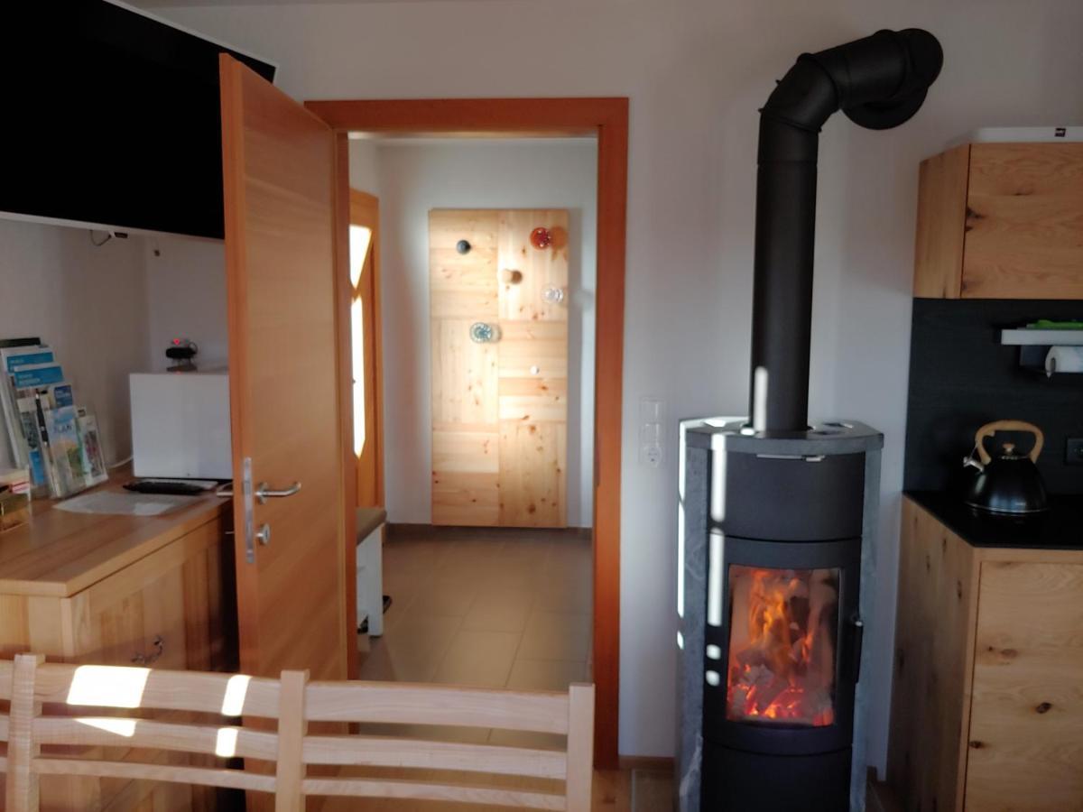 Kleine Reblaus Apartment Bad Waltersdorf Luaran gambar